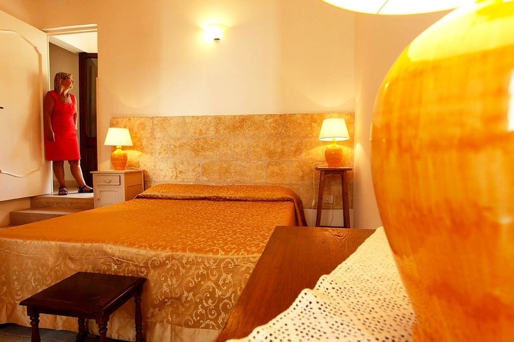 Bed and Breakfast Anticadimora Dei Pepe Salve Zewnętrze zdjęcie