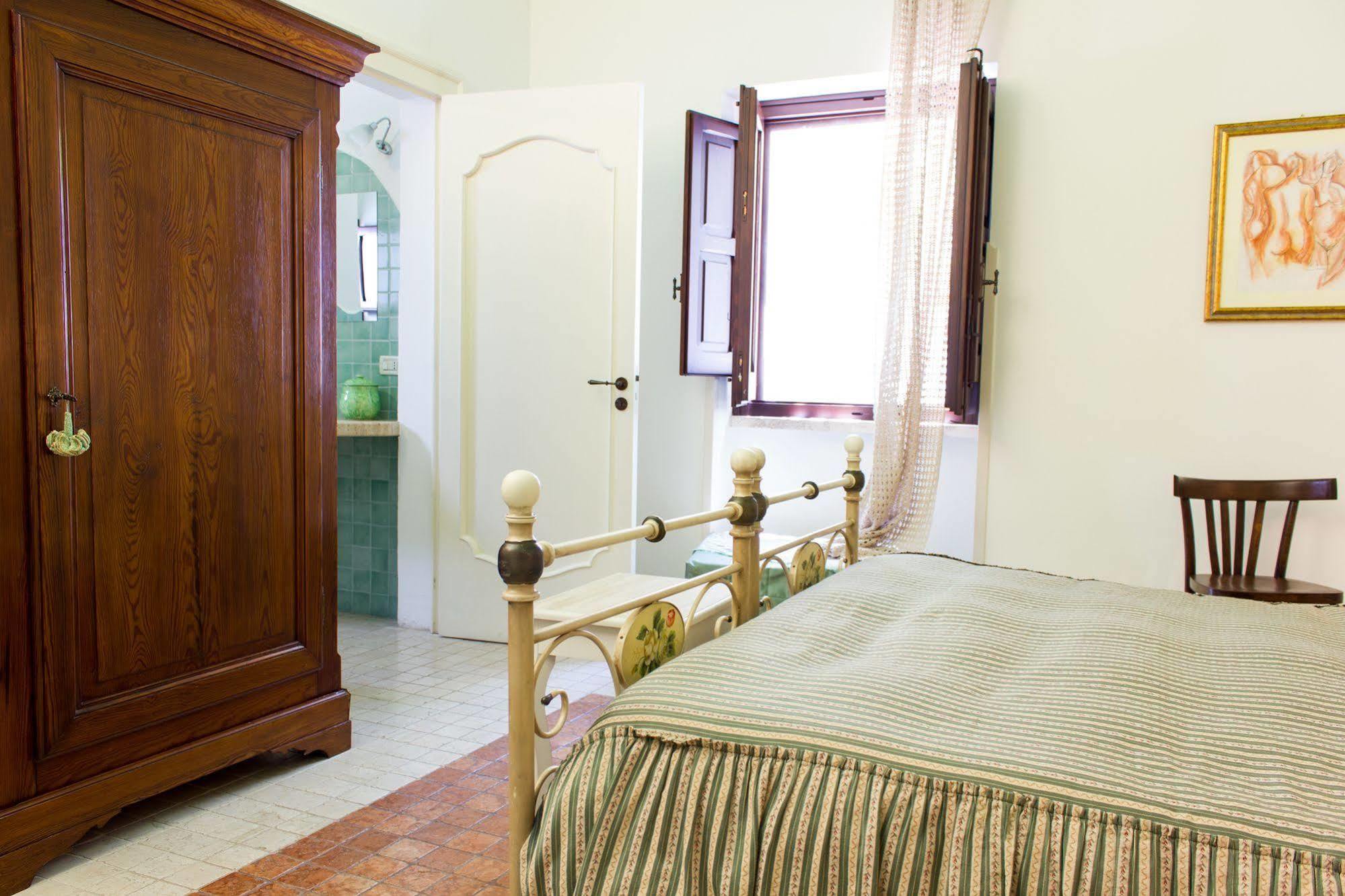 Bed and Breakfast Anticadimora Dei Pepe Salve Zewnętrze zdjęcie