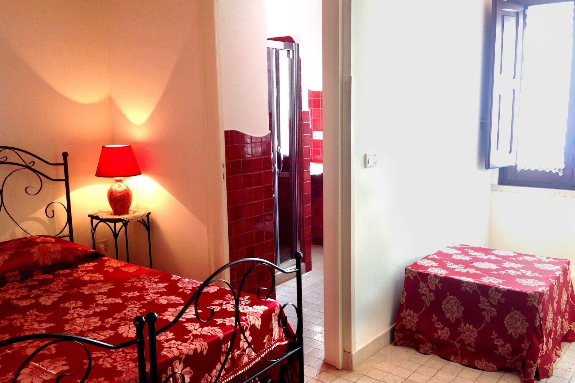 Bed and Breakfast Anticadimora Dei Pepe Salve Zewnętrze zdjęcie